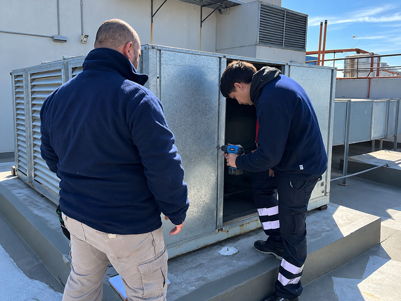 Instalación de sistema VRF LG Multi V Water Heat Recovery en Torres Le Parc