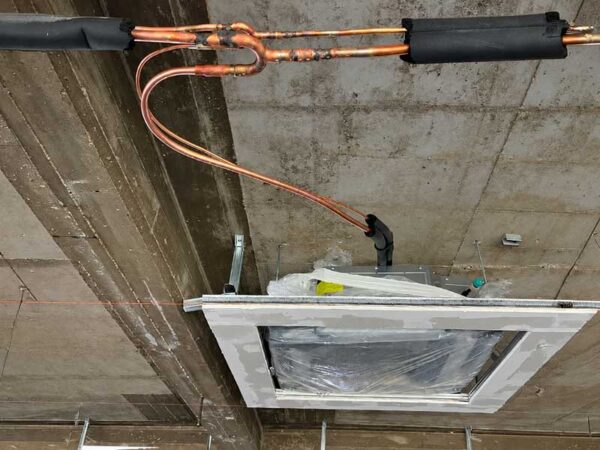 Instalación de sistema VRF SURREY en edificio administrativo de CEAMSE — foto 1